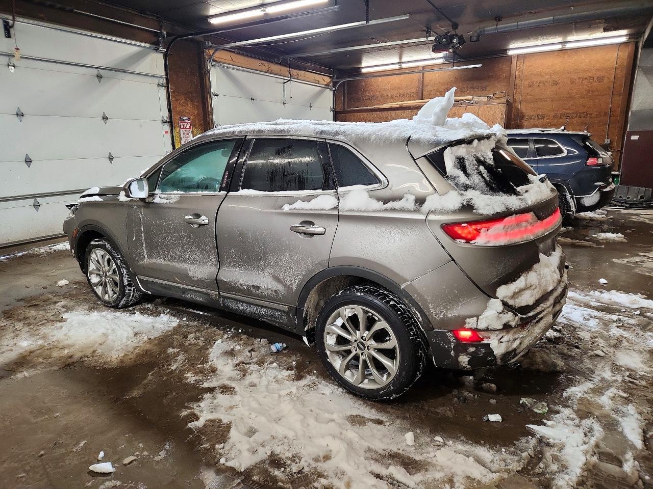 2017 Lincoln Mkc Select - Фото 2