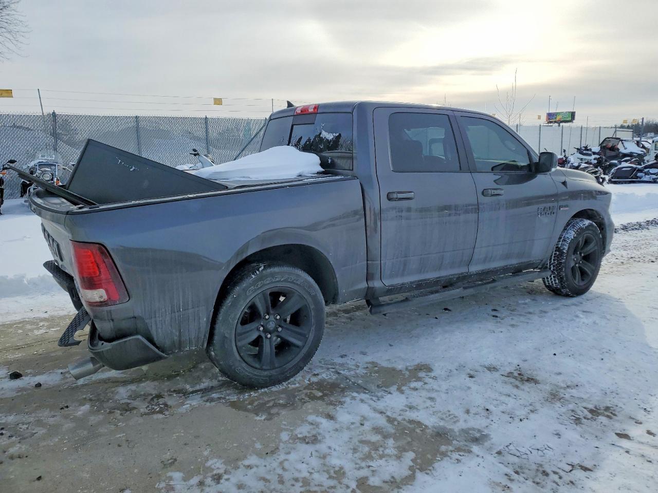2018 Ram 1500 Sport - Фото 3