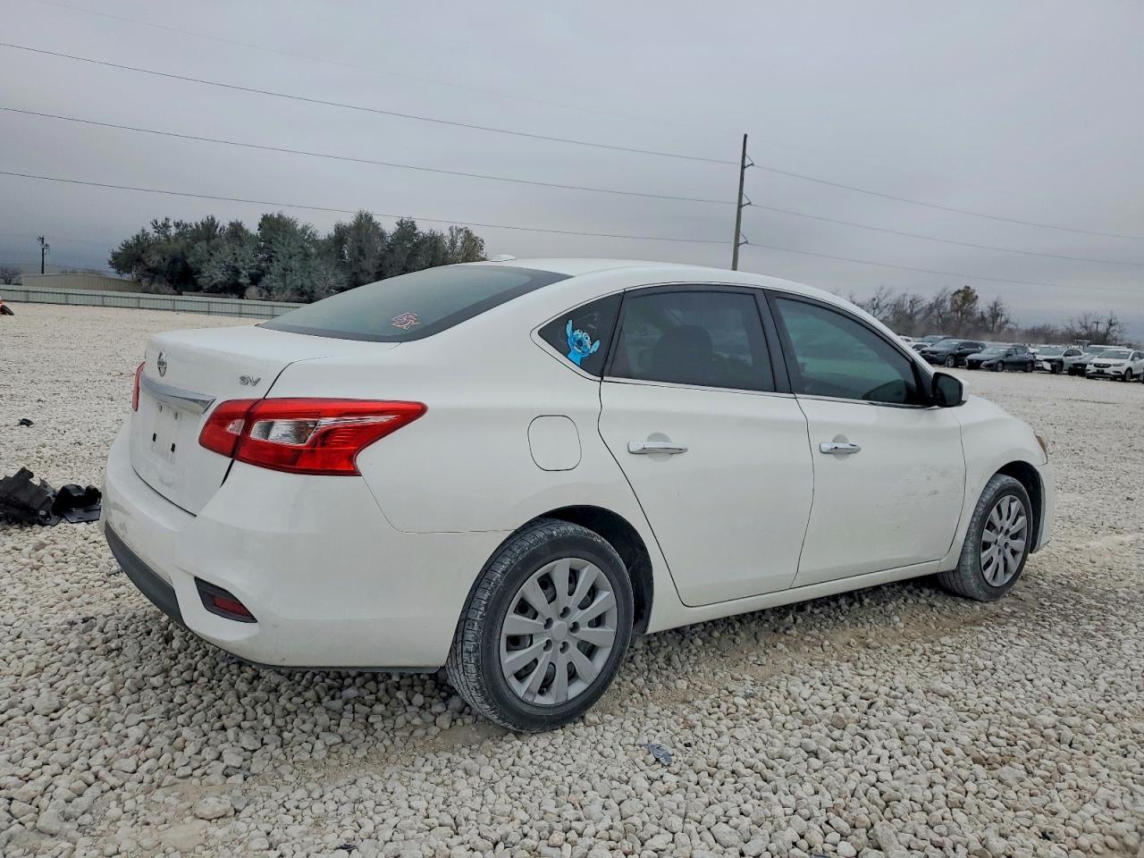 2016 Nissan Sentra S - Image 3