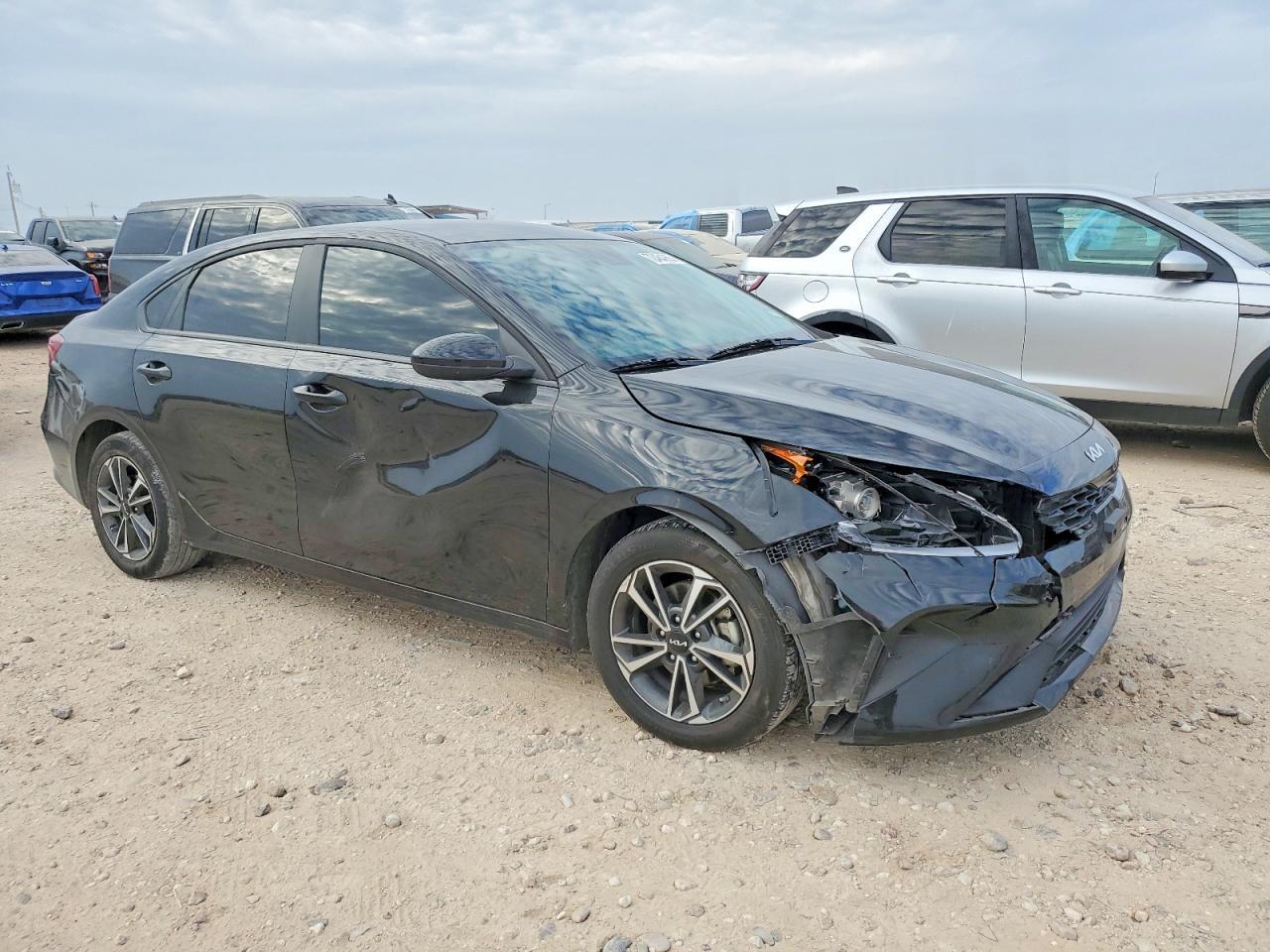 2024 Kia Forte Lx - Image 4