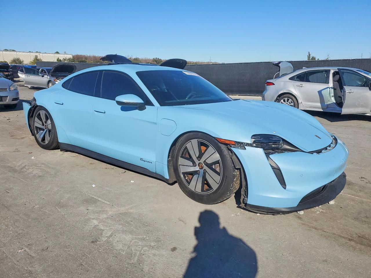 2021 Porsche Taycan - Фото 4