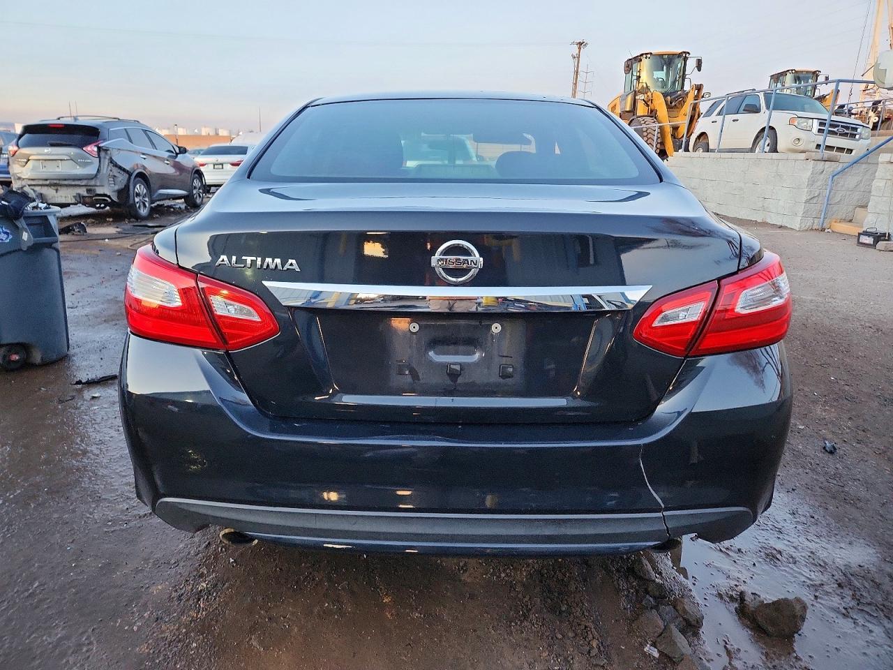 2016 Nissan Altima 2.5 - Фото 6