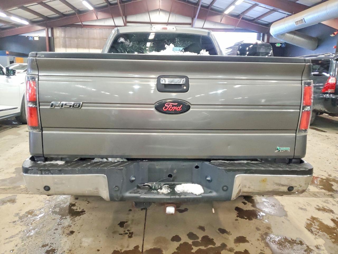 2010 Ford F150 Super Cab - Фото 6