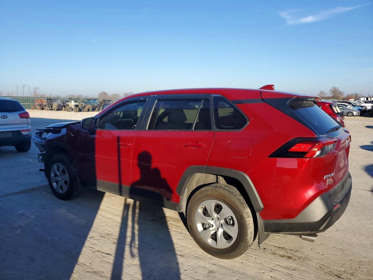 2023 Toyota Rav4 Le - Фото 2