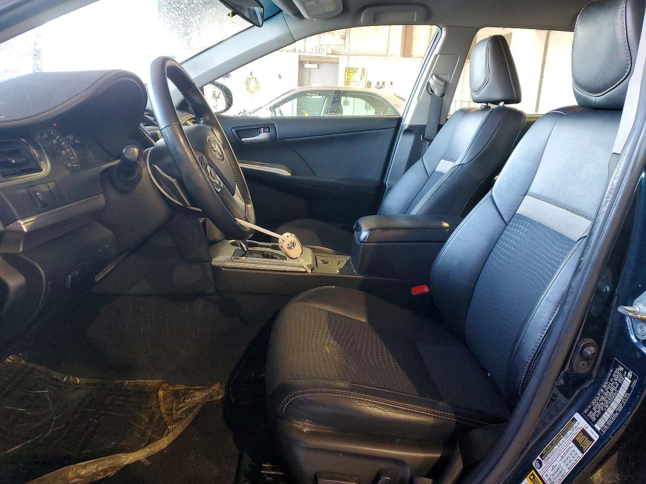 2014 Toyota Camry L - Фото 7