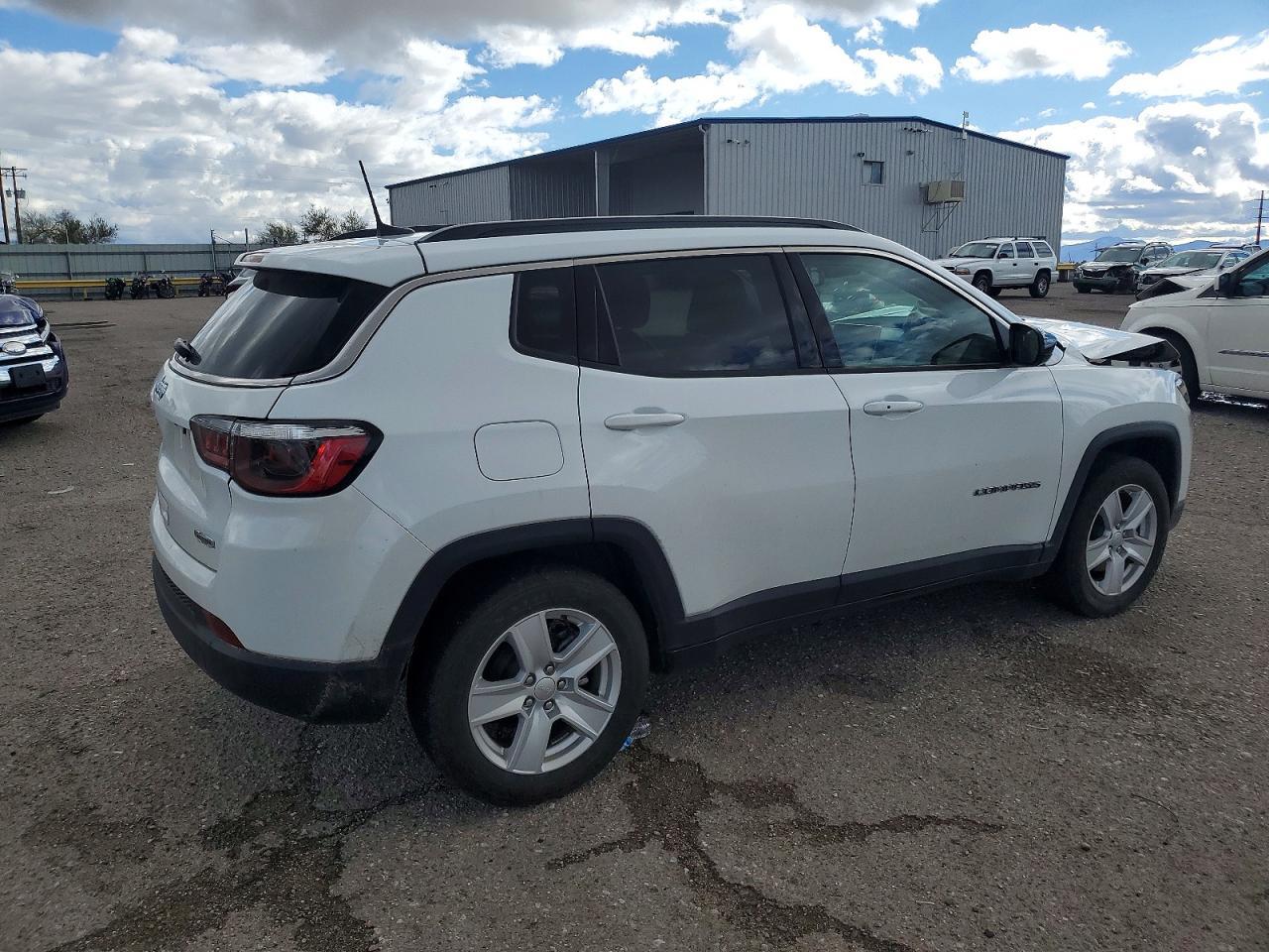 2022 Jeep Compass Latitude - Фото 3