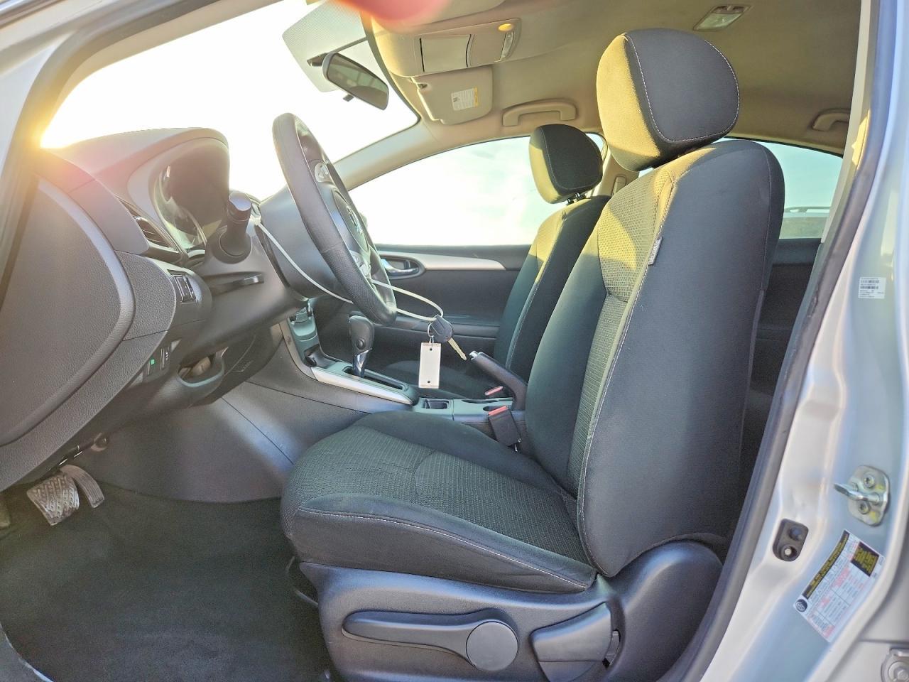 2019 Nissan Sentra S - Фото 7