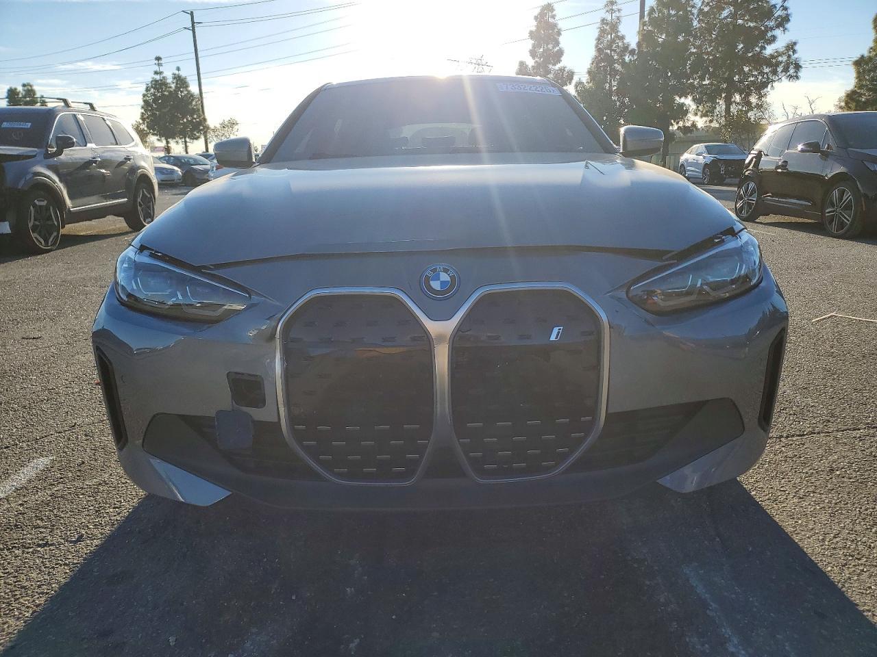 2022 BMW I4 Edrive 40 - Фото 5