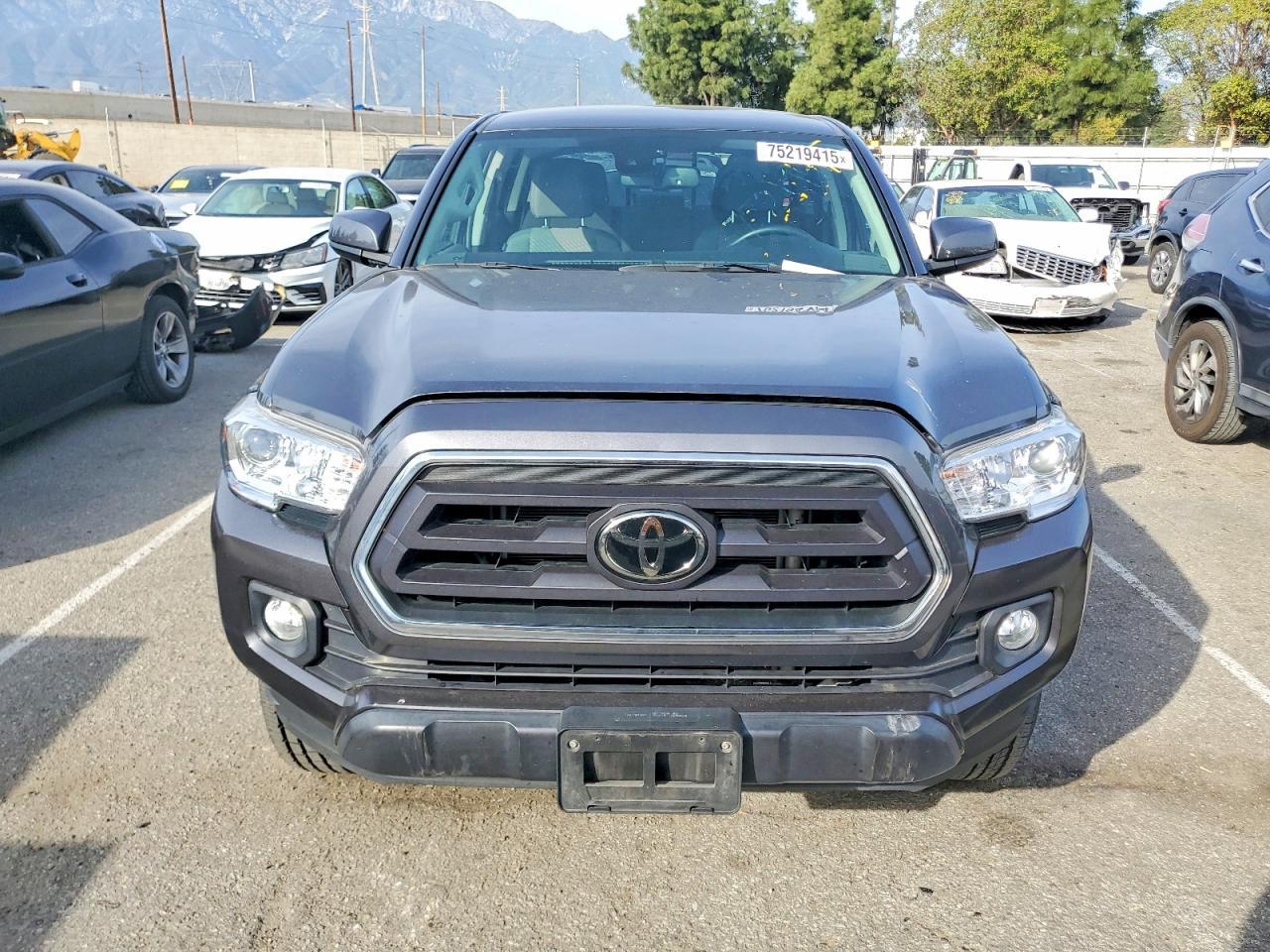 2022 Toyota Tacoma Dou - Фото 5