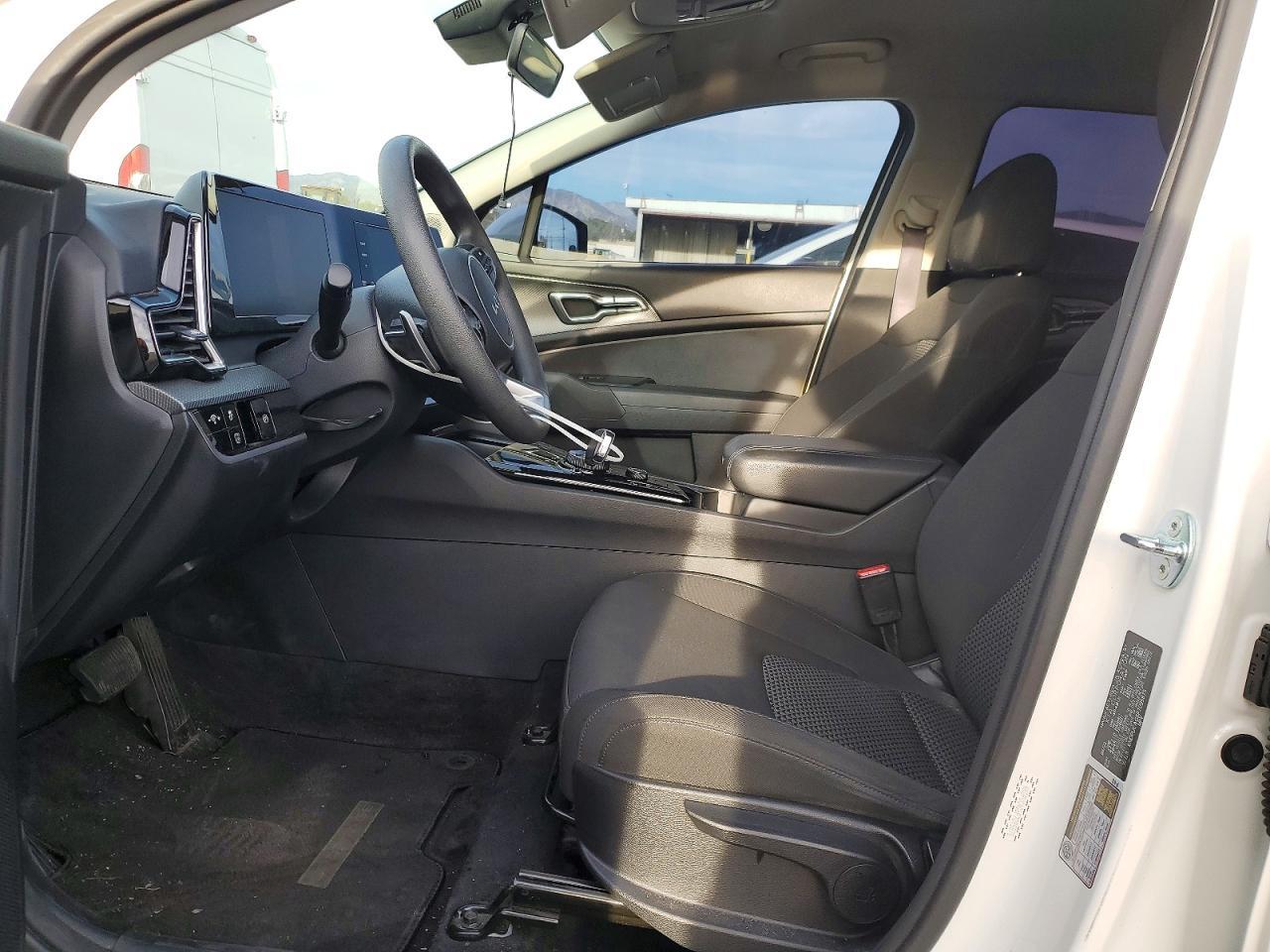 2023 Kia Sportage Hybrid Lx - Фото 7