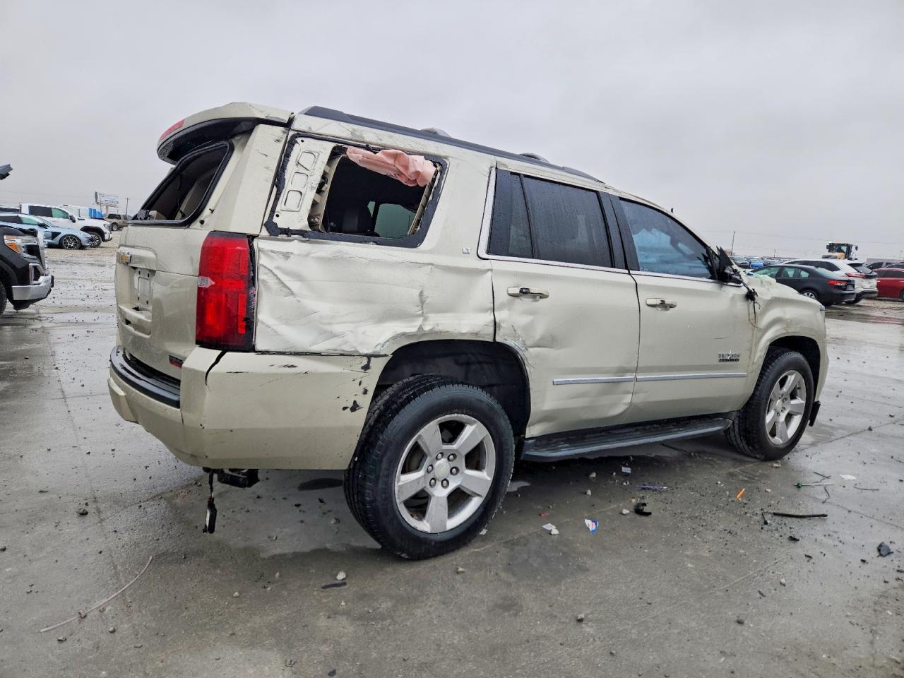 2017 Chevrolet Tahoe C1500 Lt - Image 3