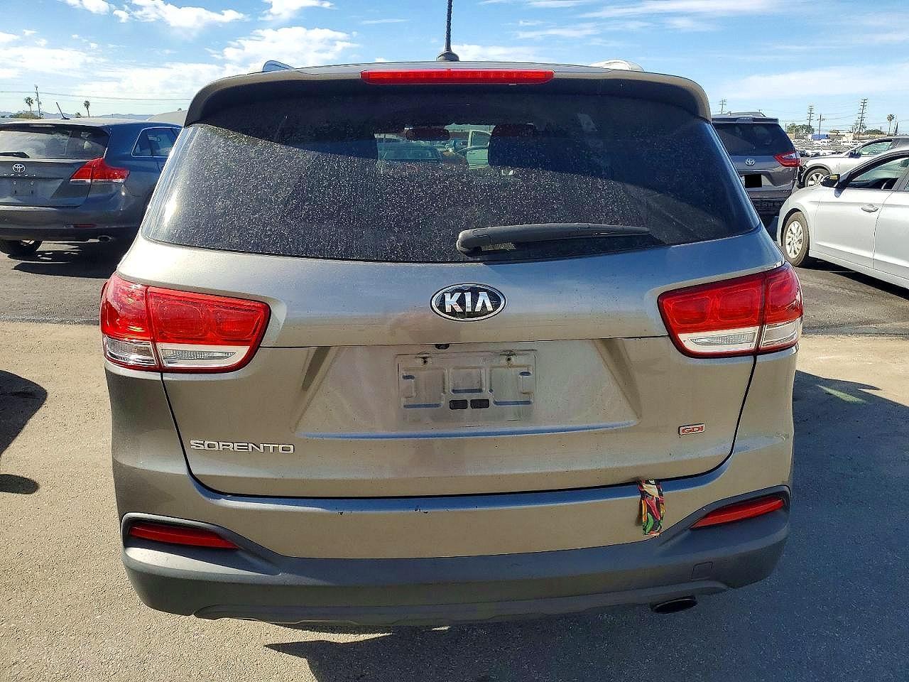 2016 Kia Sorento Lx - Фото 6