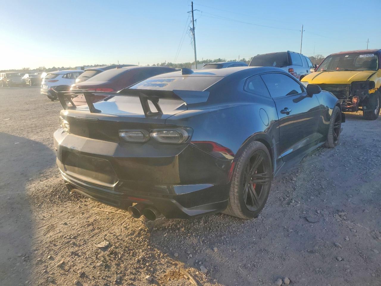2020 Chevrolet Camaro Zl1 - Фото 3