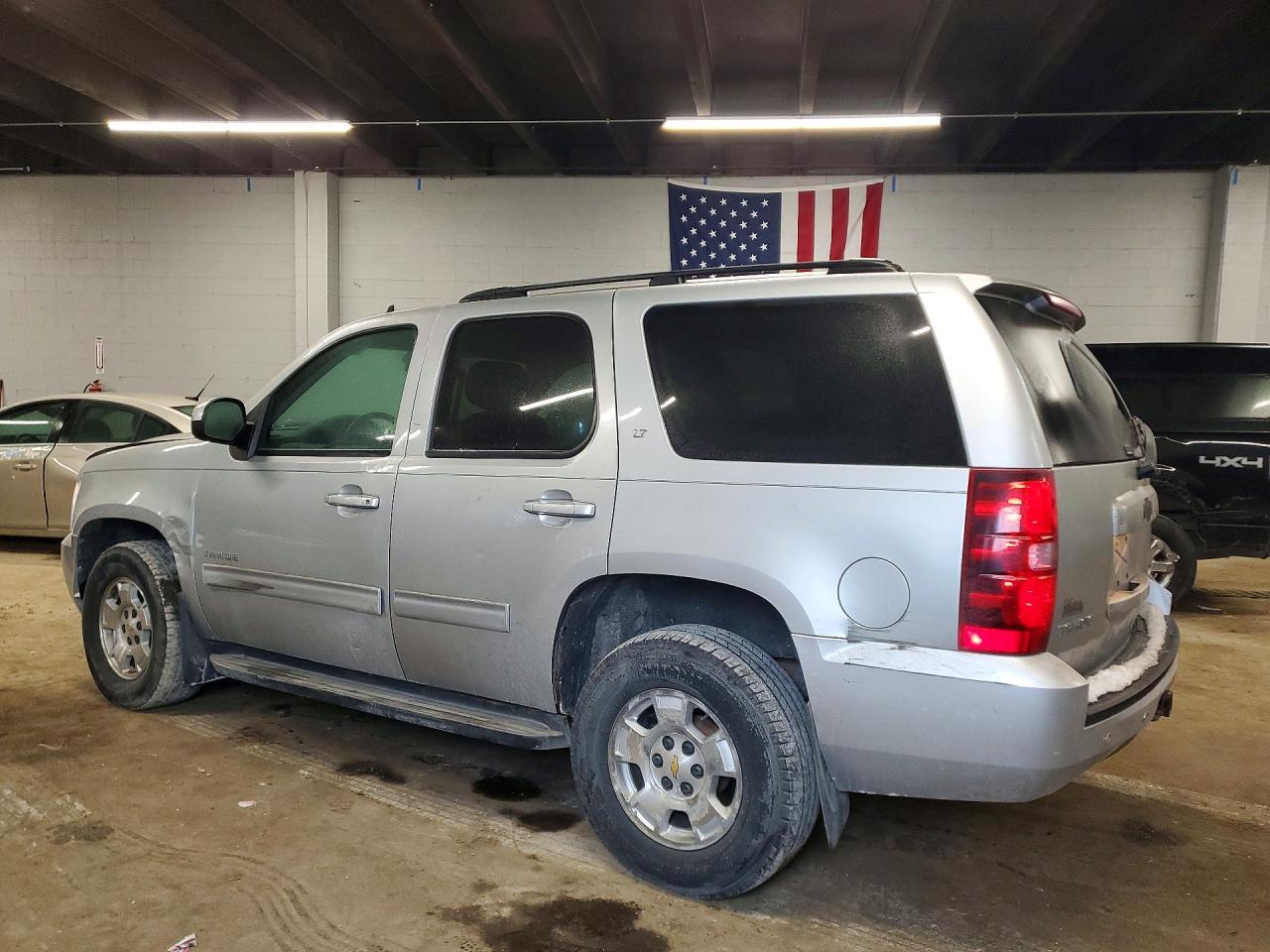 2012 Chevrolet Tahoe K1500 Lt - Image 2