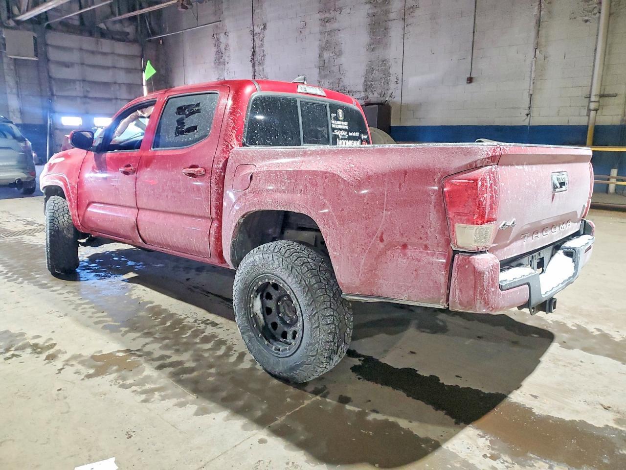 2021 Toyota Tacoma Double Cab - Фото 2