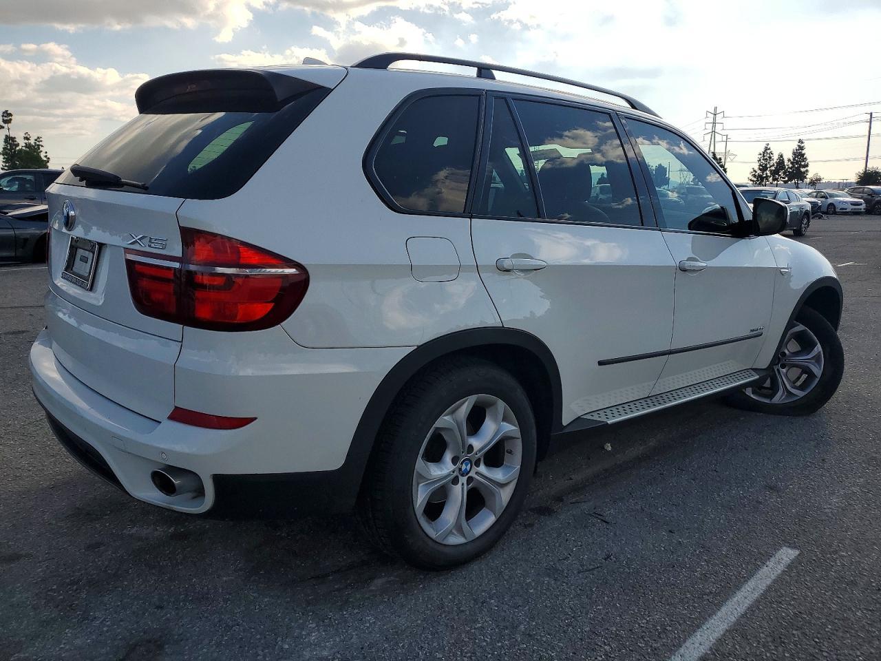 2013 BMW X5 xDrive35D - Фото 3