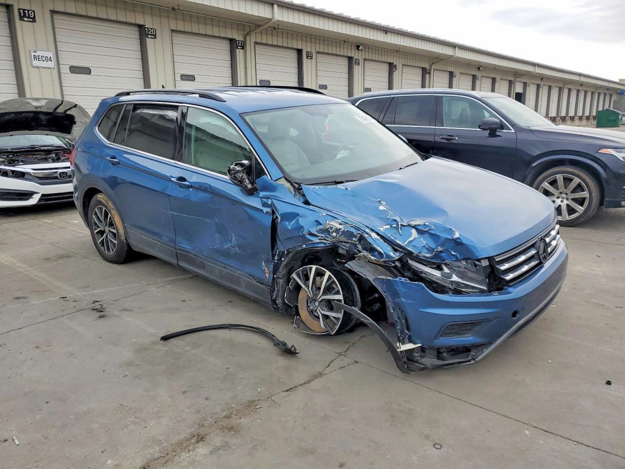 2019 Volkswagen Tiguan Se - Фото 4