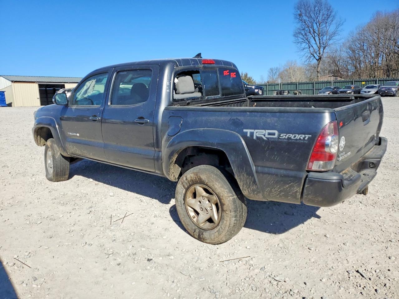 2015 Toyota Tacoma Double Cab - Фото 2