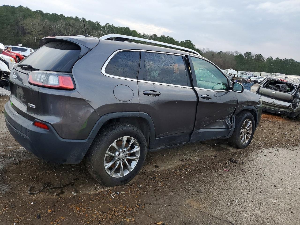 2019 Jeep Cherokee Latitude Plus - Фото 3