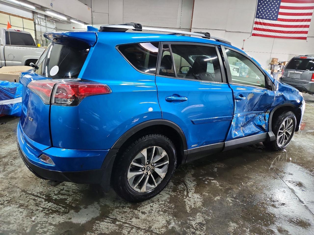 2018 Toyota Rav4 Hv Le - Фото 3