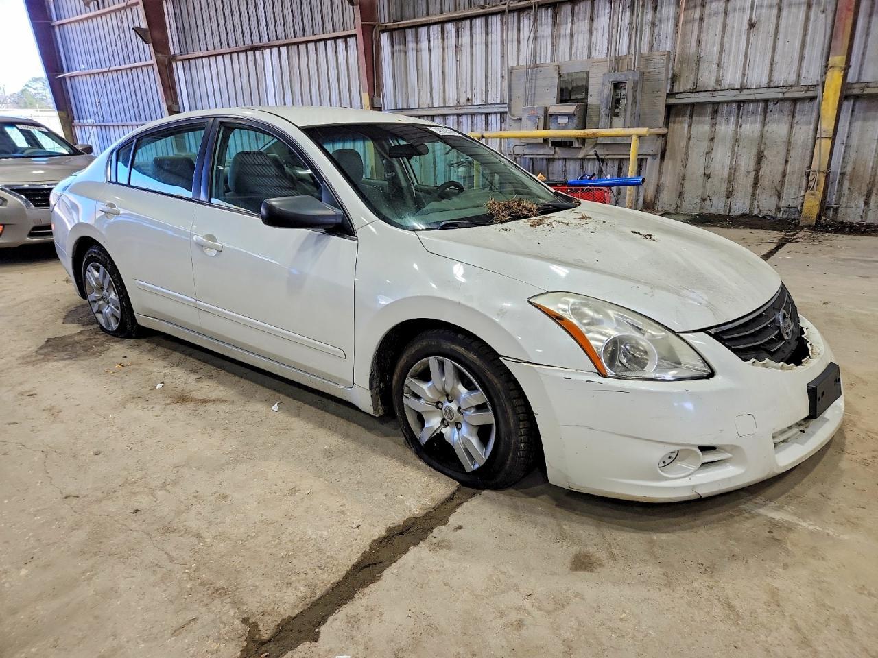 2010 Nissan Altima Base - Image 4