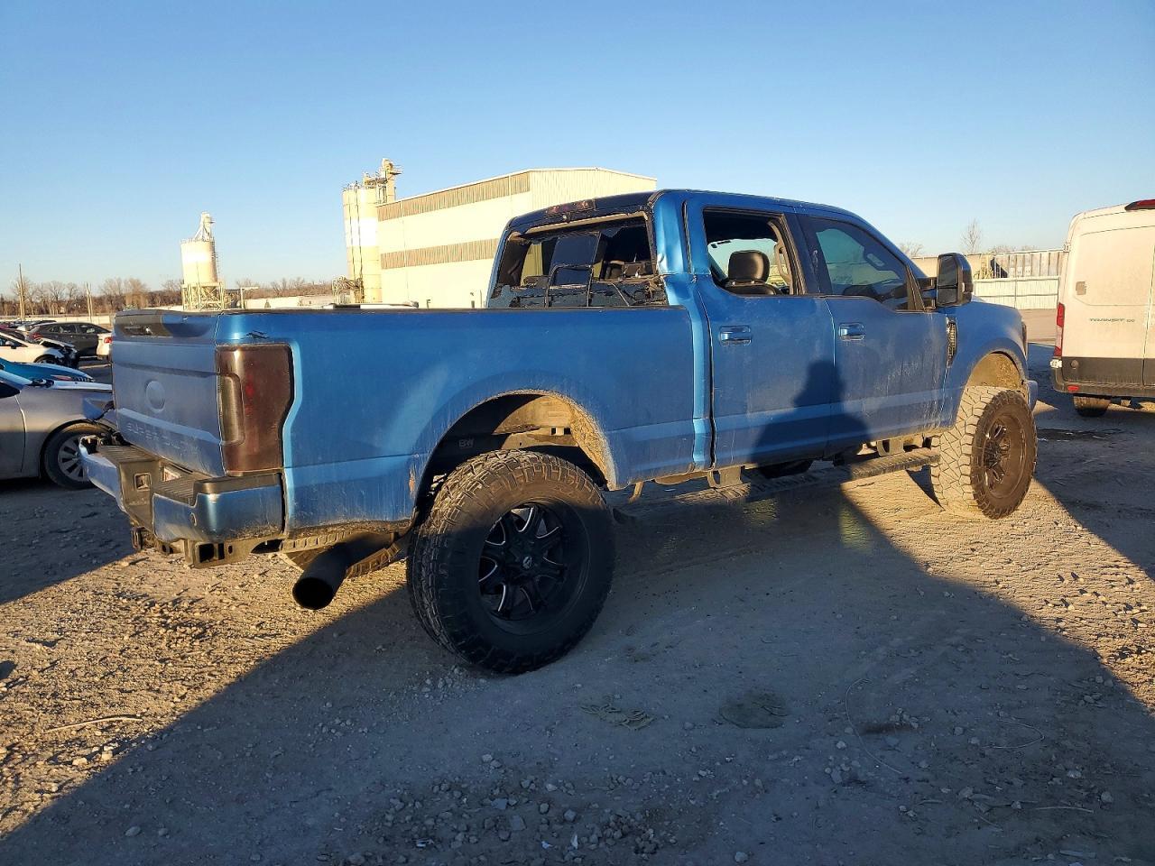 2017 Ford F250 Super Duty - Image 3