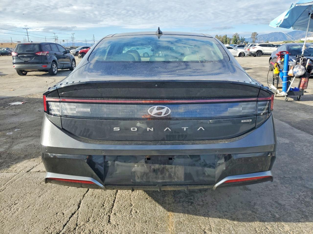 2025 Hyundai Sonata Hybrid Limited - Image 6