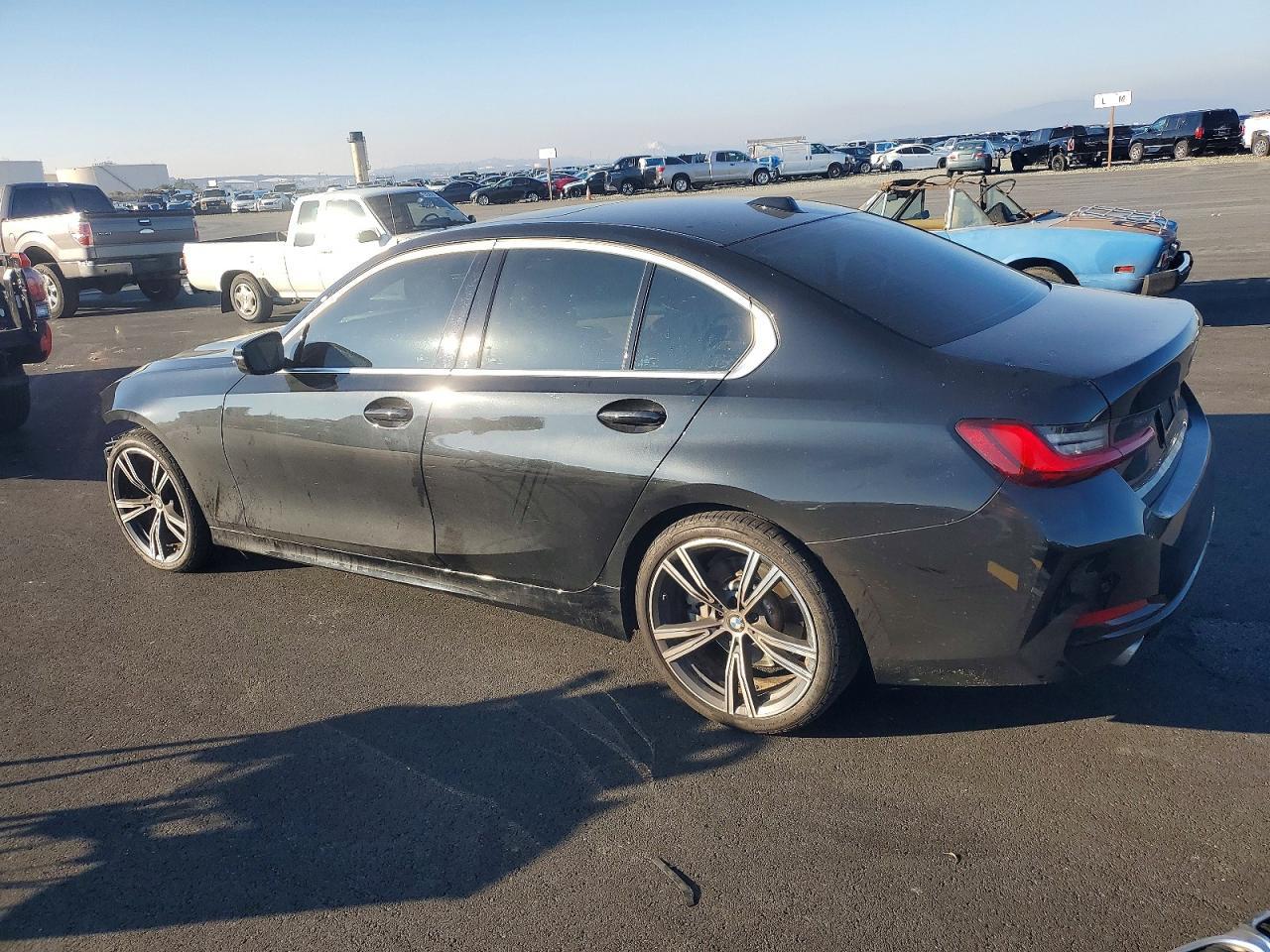 2024 BMW 330I - Image 2