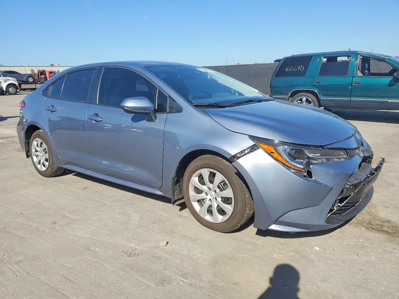 2025 Toyota Corolla Le - Image 4