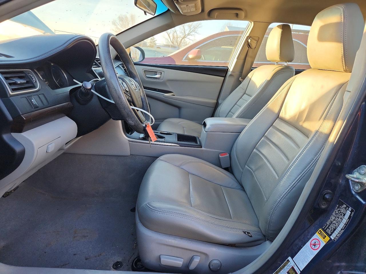 2016 Toyota Camry Le - Image 7