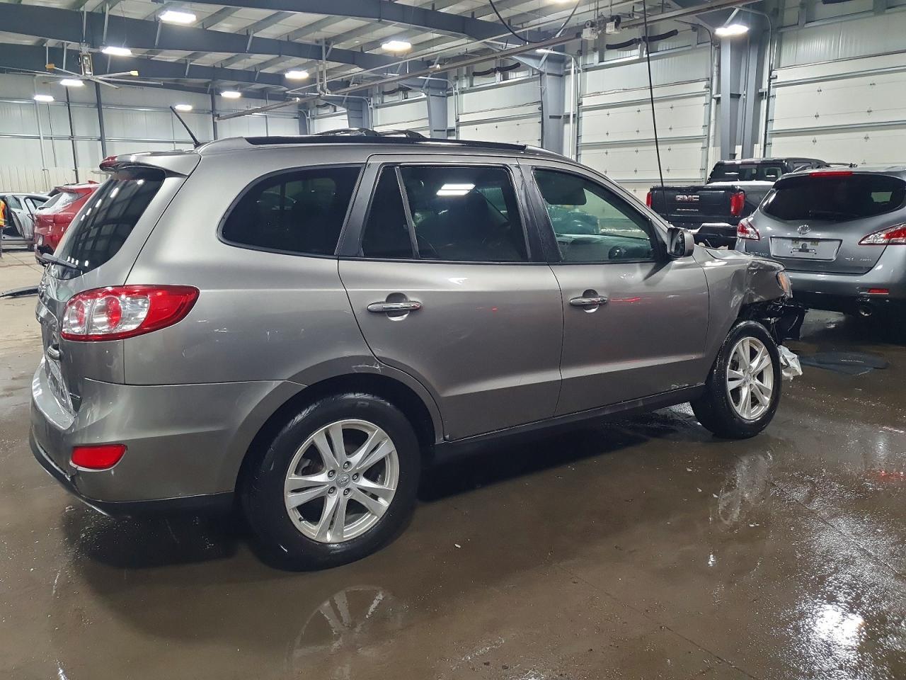 2012 Hyundai Santa Fe Limited - Image 3