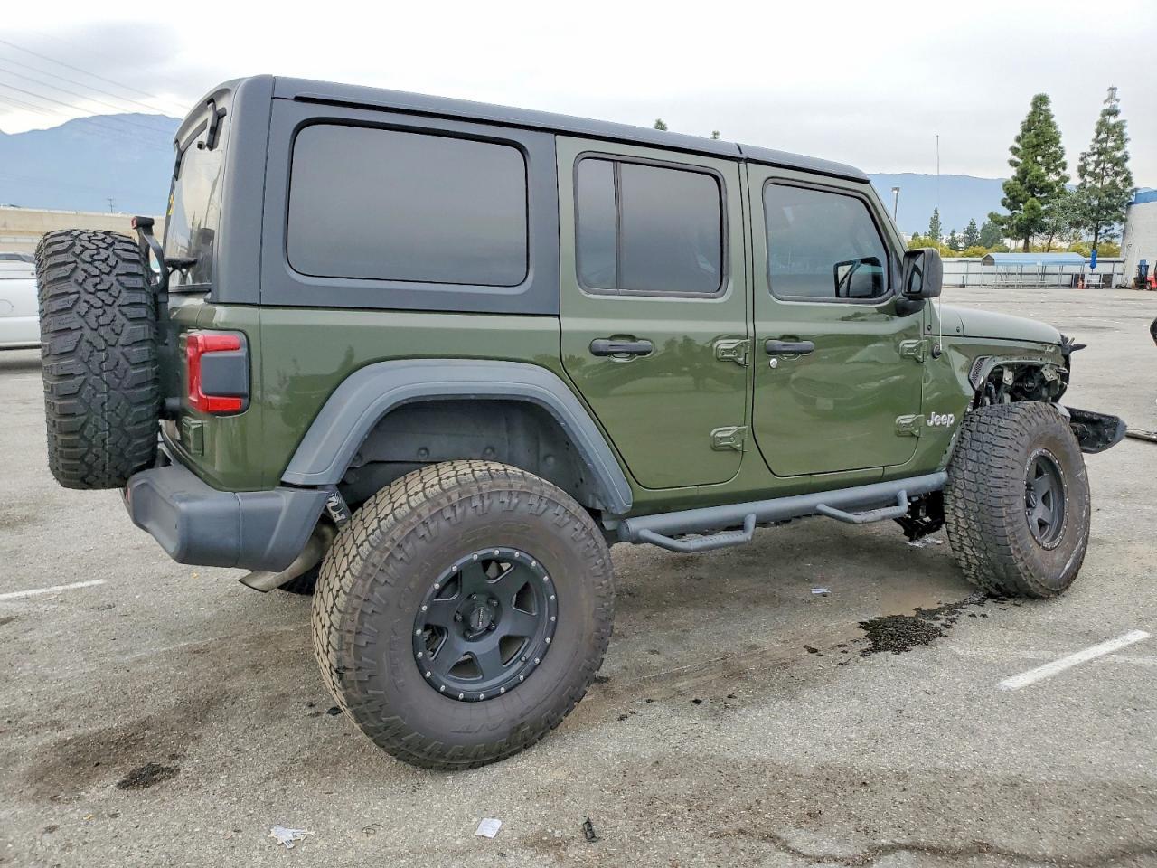 2020 Jeep Wrangler Unlimited Sport - Фото 3