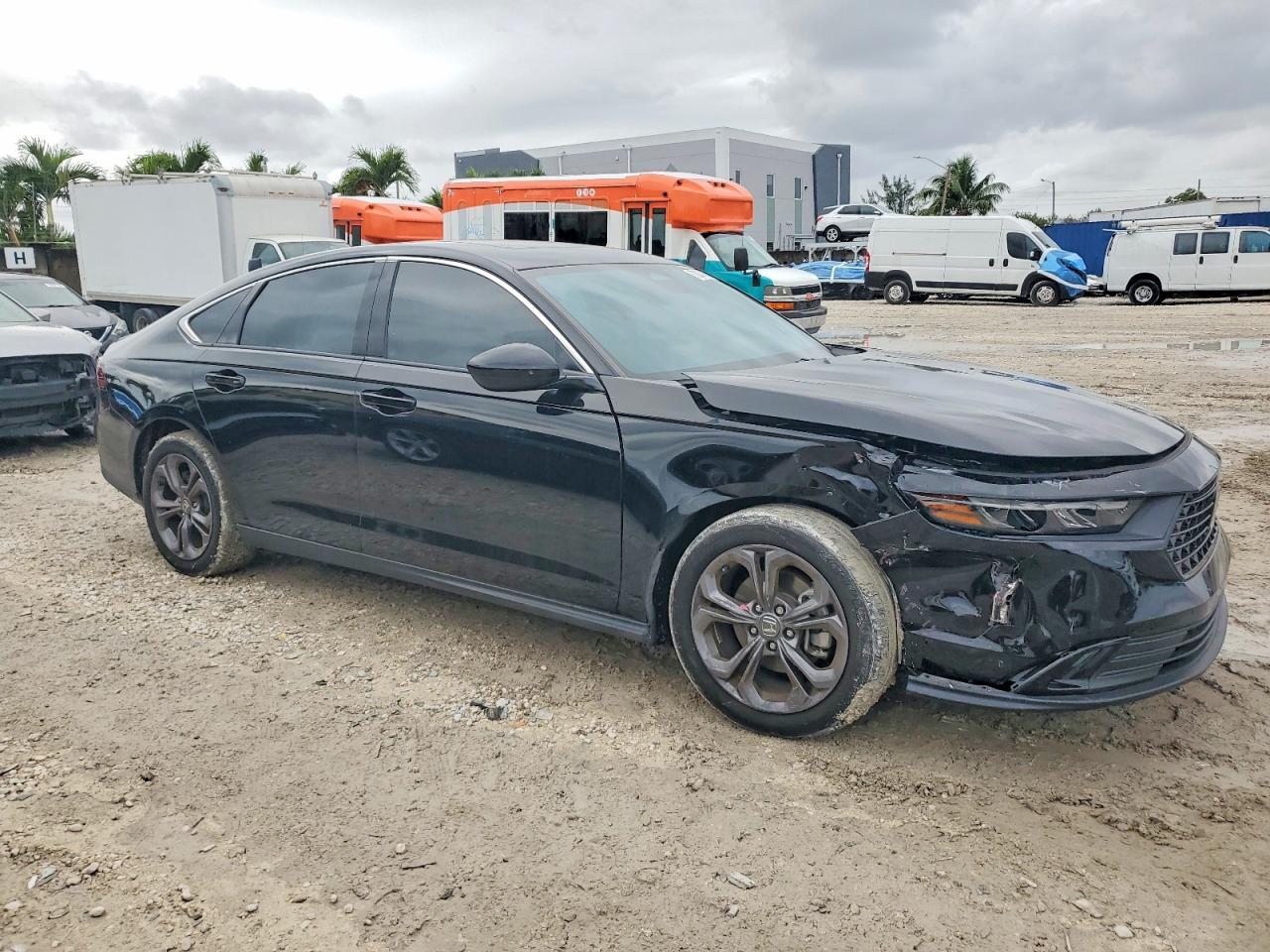 2023 Honda Accord Ex - Фото 4