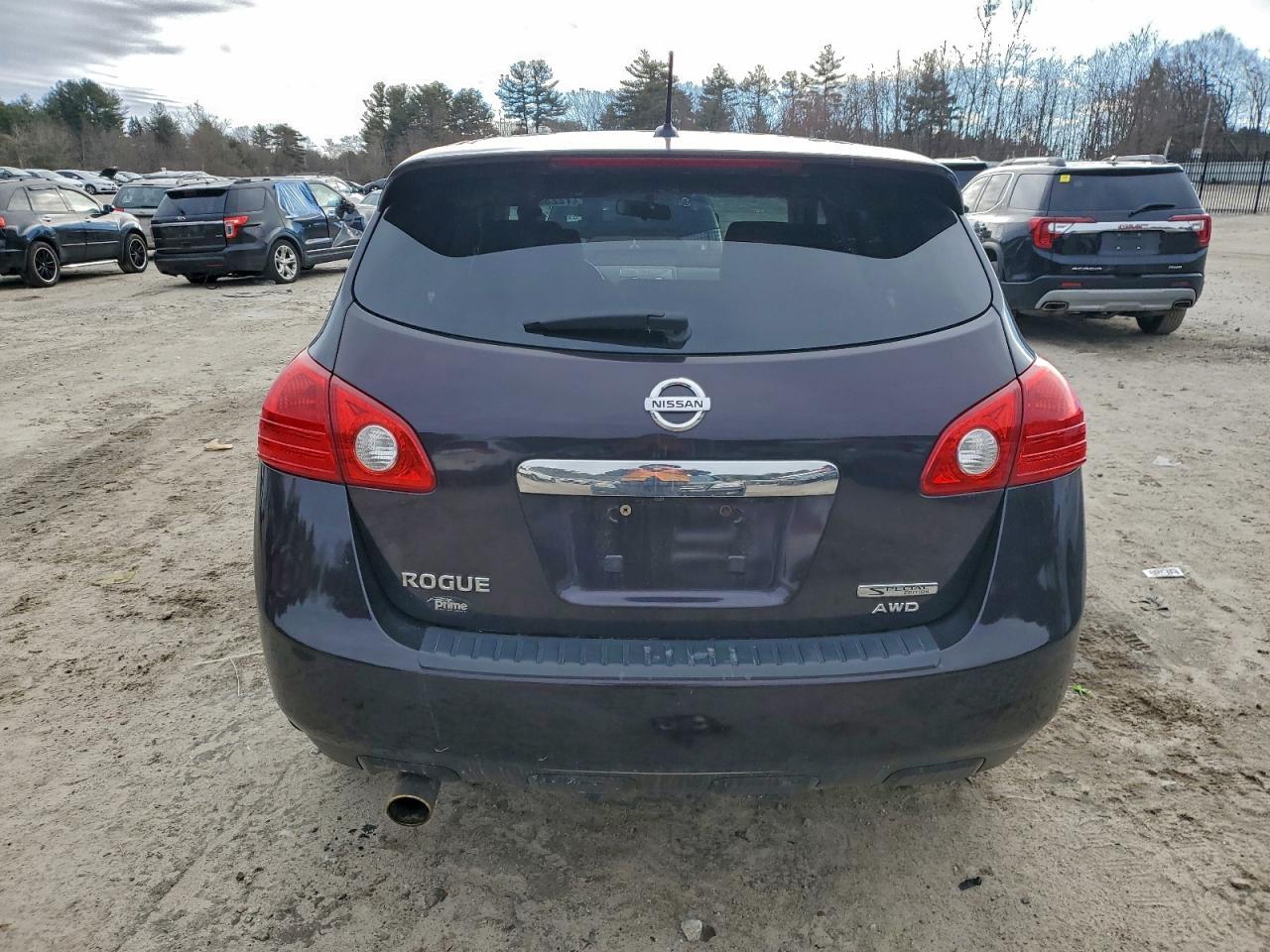 2013 Nissan Rogue S - Image 6