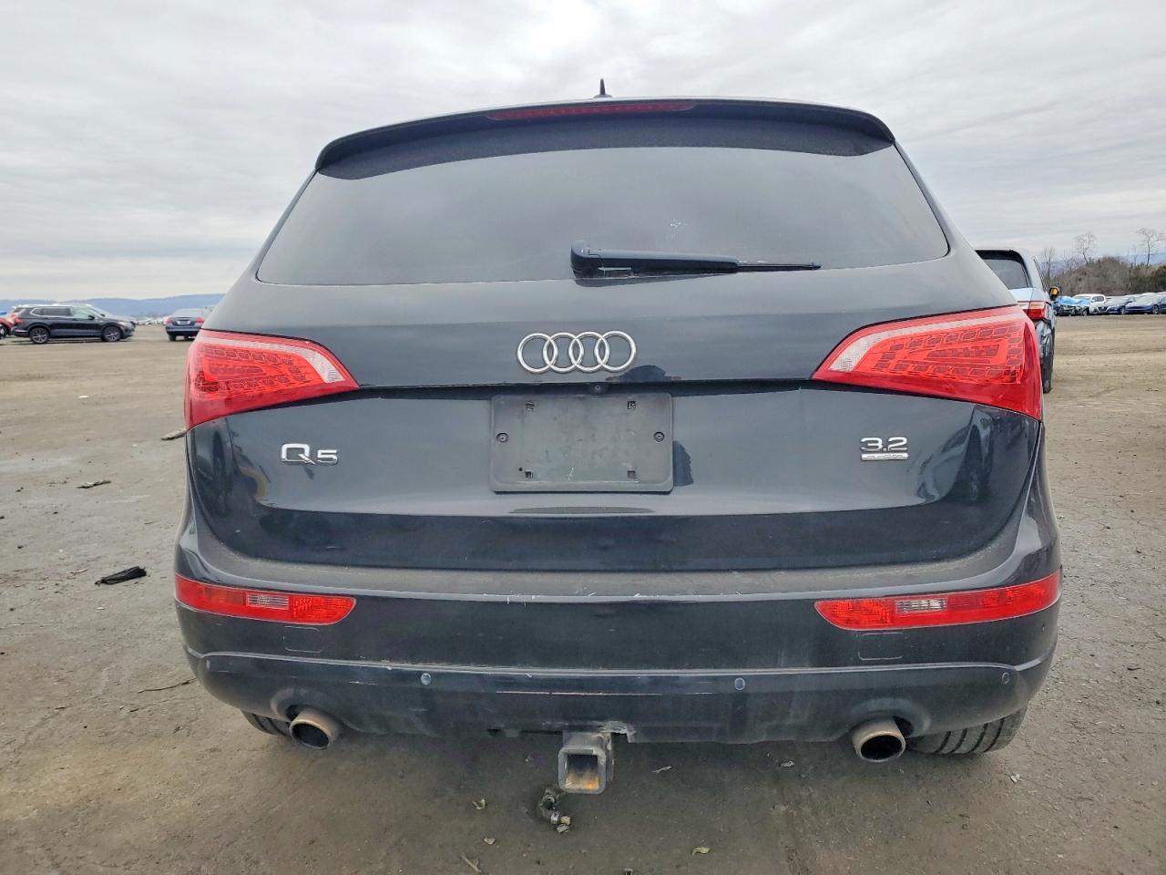 2010 Audi Q5 Premium Plus - Image 6