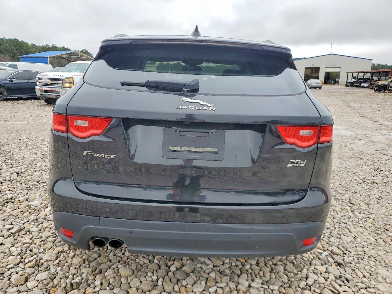 2017 Jaguar F-Pace Prestige - Image 6