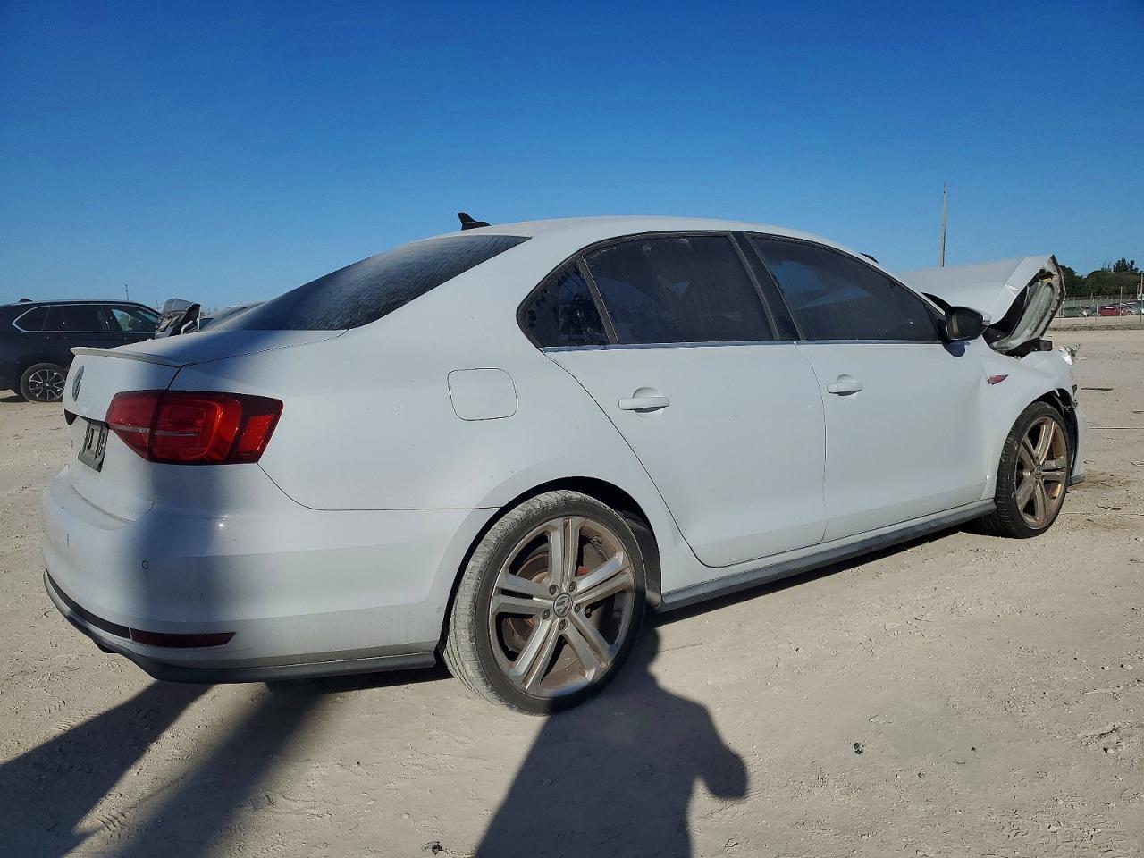 2017 Volkswagen Jetta Gli - Фото 3
