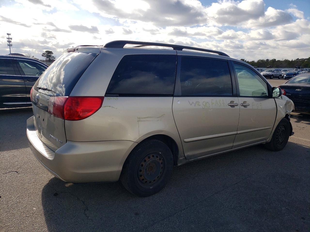 2007 Toyota Sienna Ce - Image 3