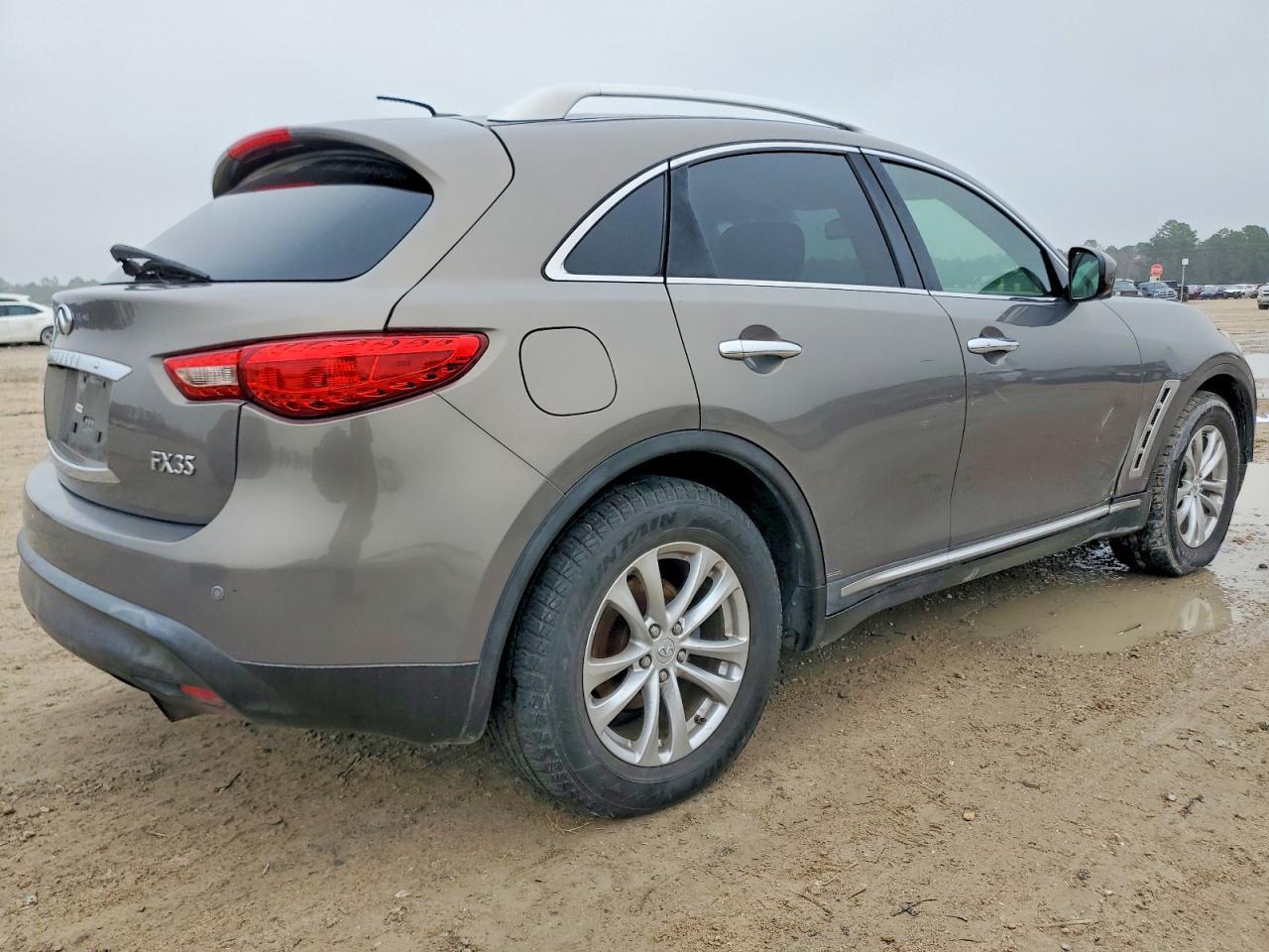 2009 Infiniti Fx35 - Image 3