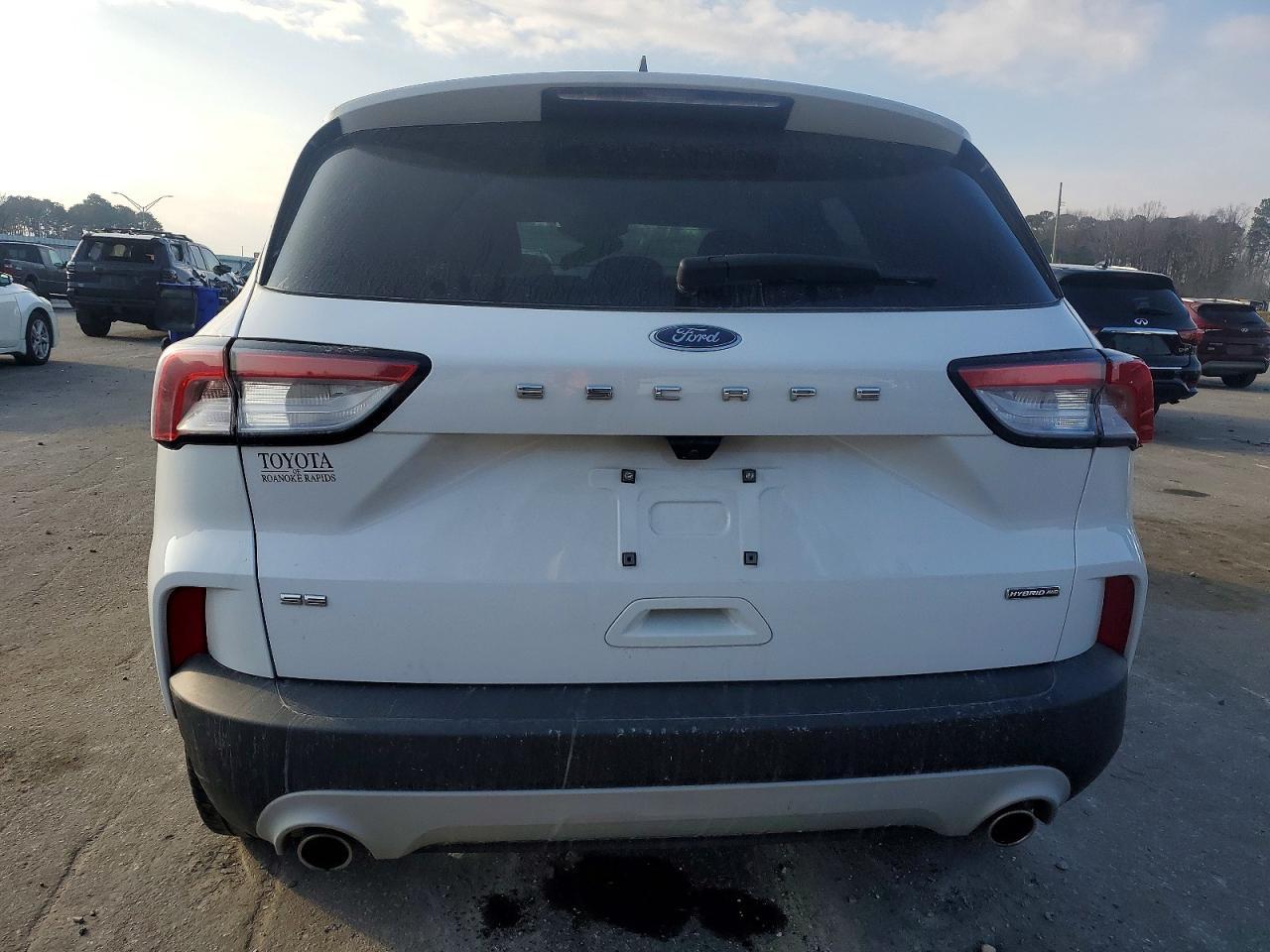 2021 Ford Escape Se - Фото 6