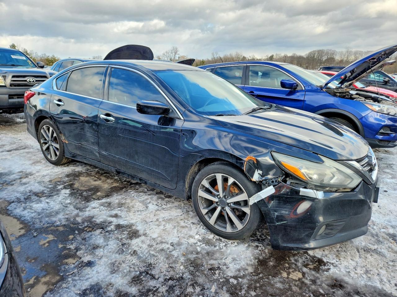 2016 Nissan Altima 2.5 - Image 4