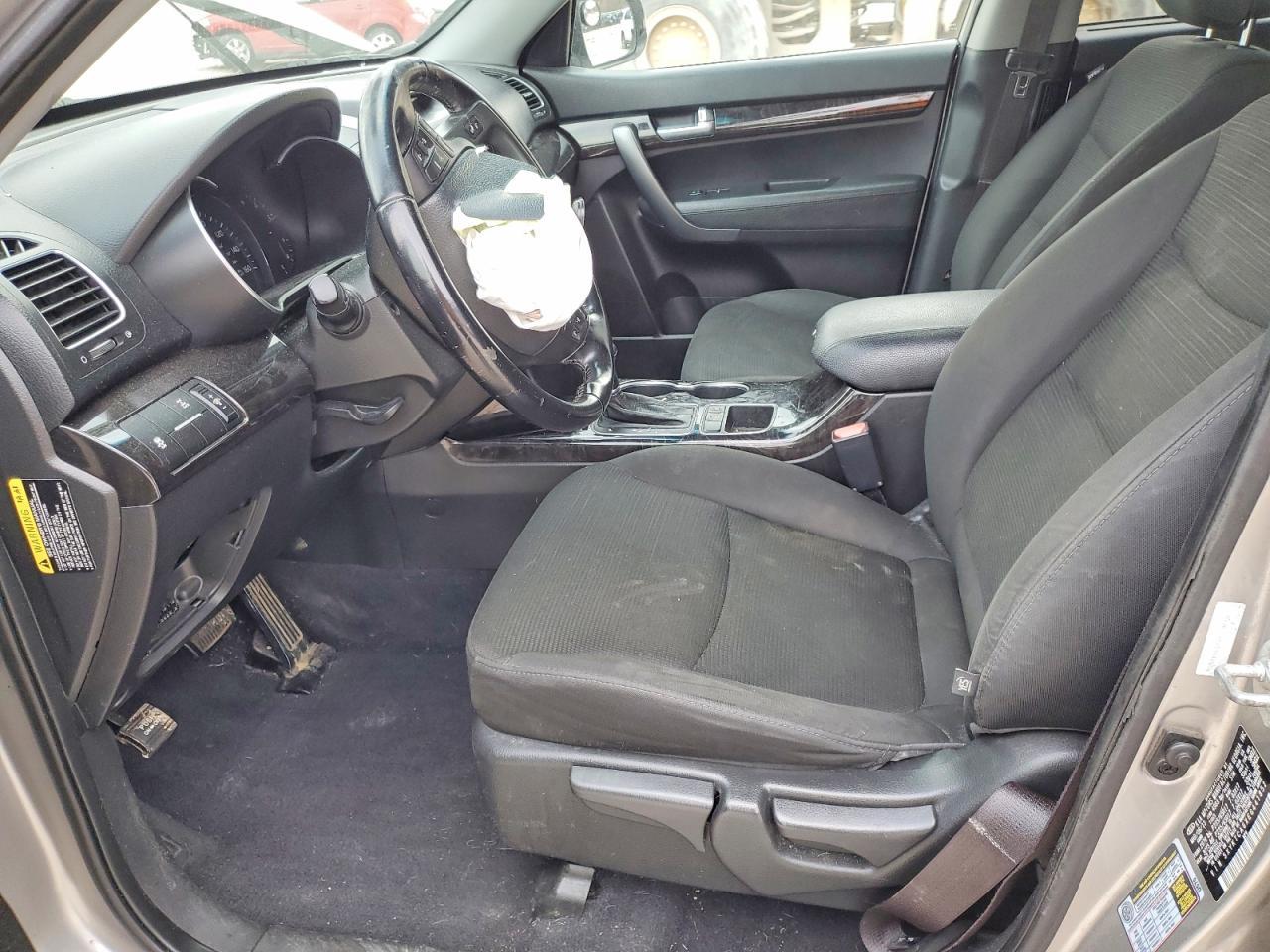 2014 Kia Sorento Lx - Image 7