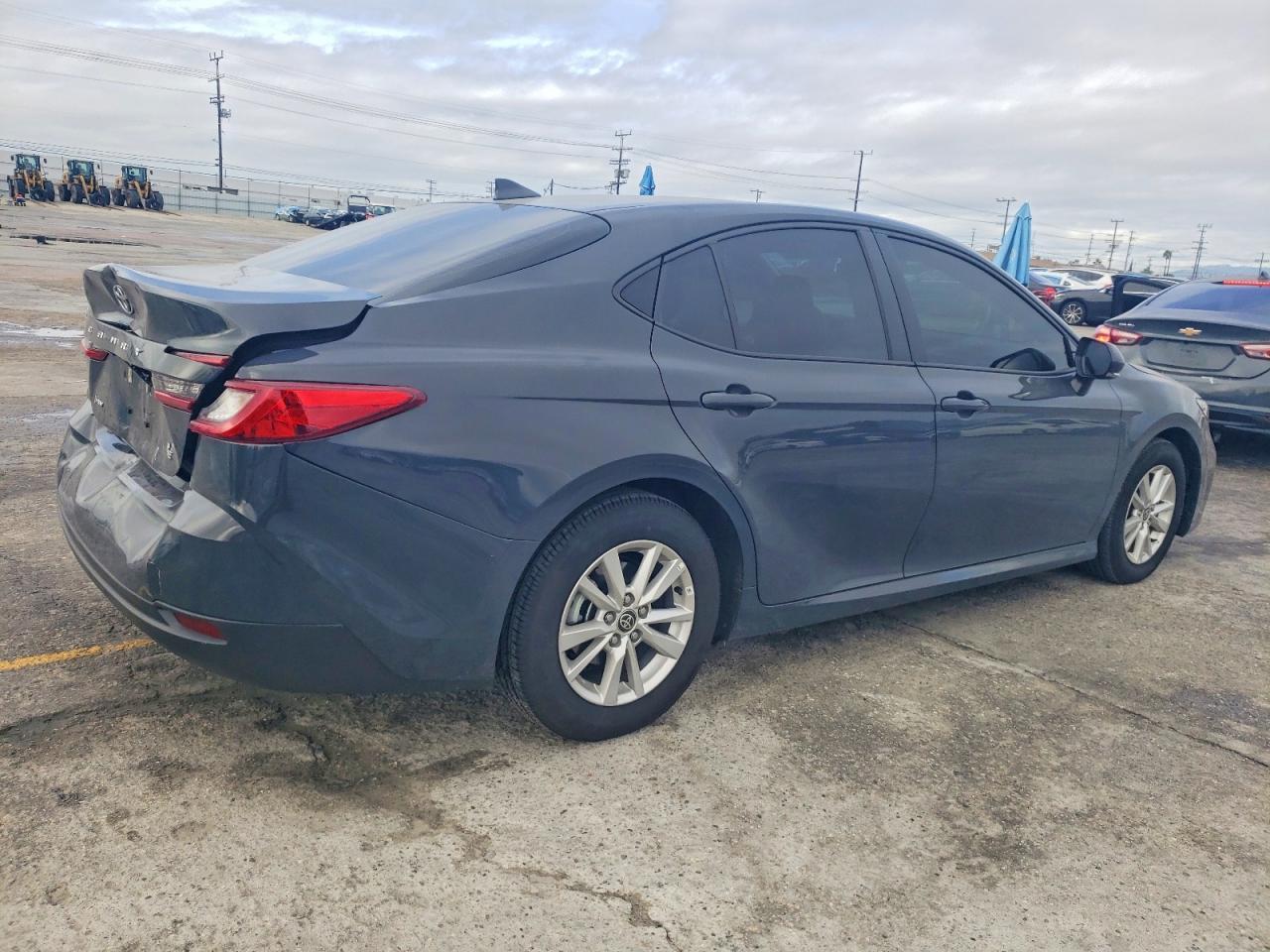 2025 Toyota Camry Xse - Фото 3