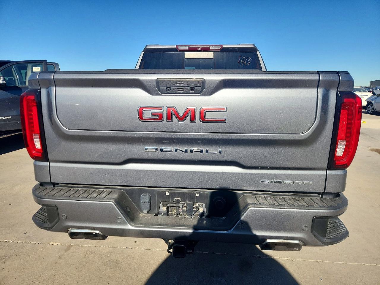 2019 GMC Sierra - Фото 6