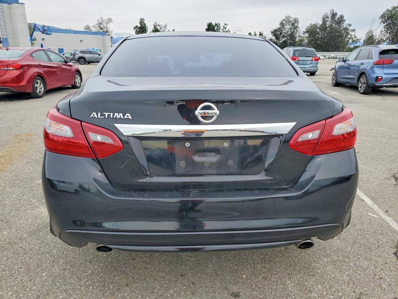 2018 Nissan Altima 2.5 - Image 6