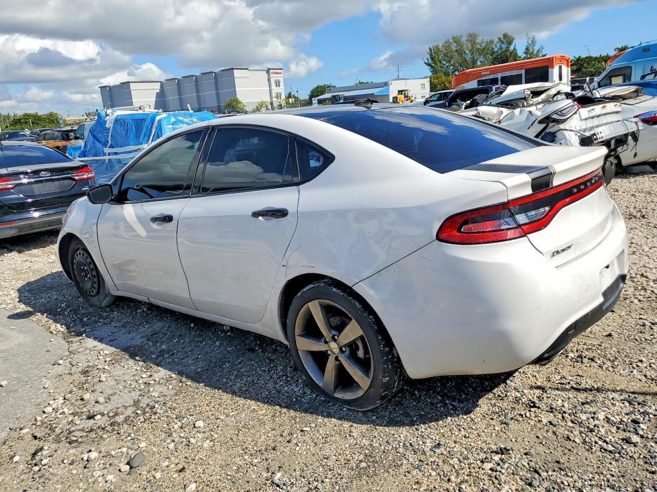 2013 Dodge Dart Sxt - Фото 2