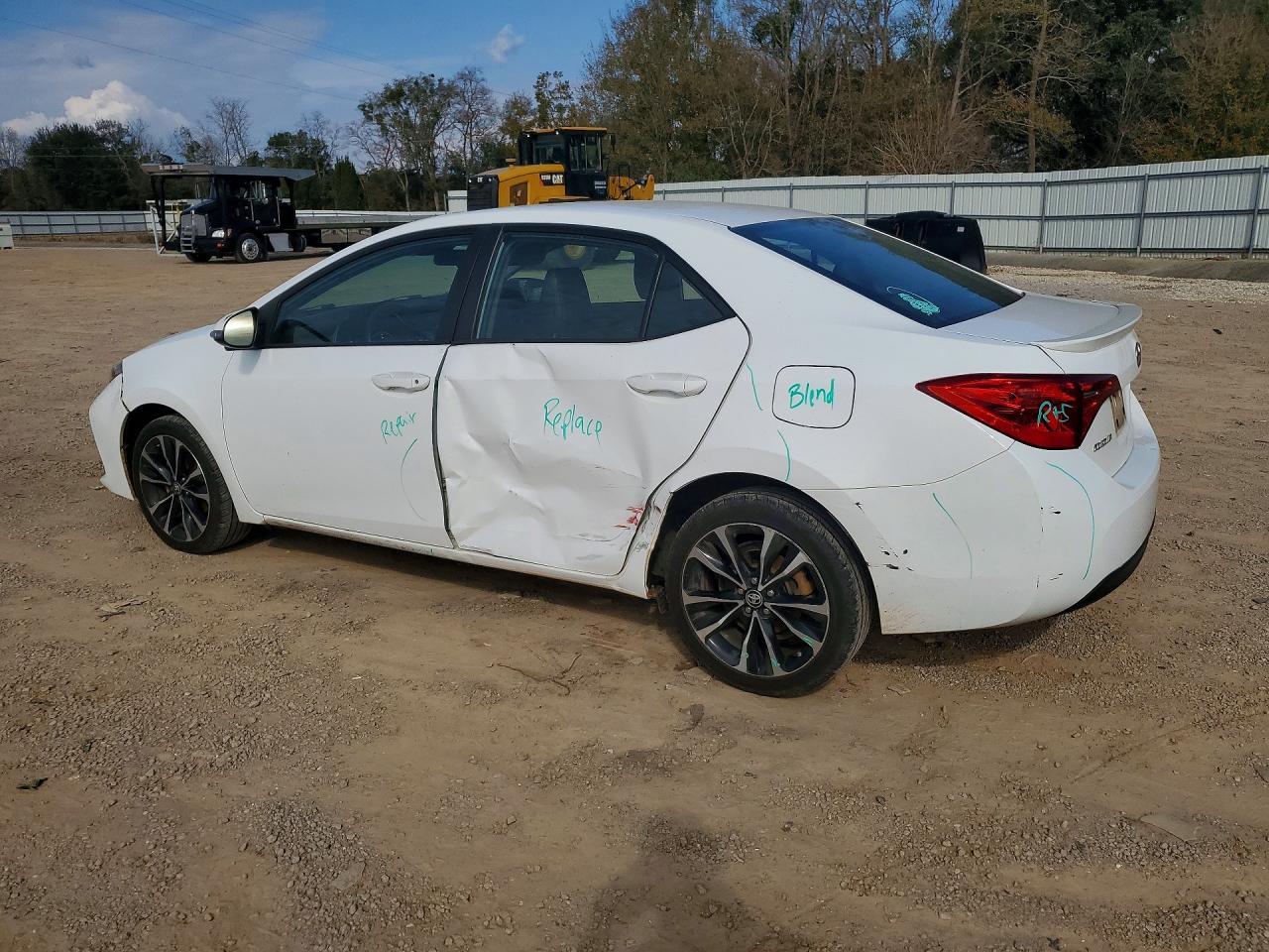 2019 Toyota Corolla L - Фото 2