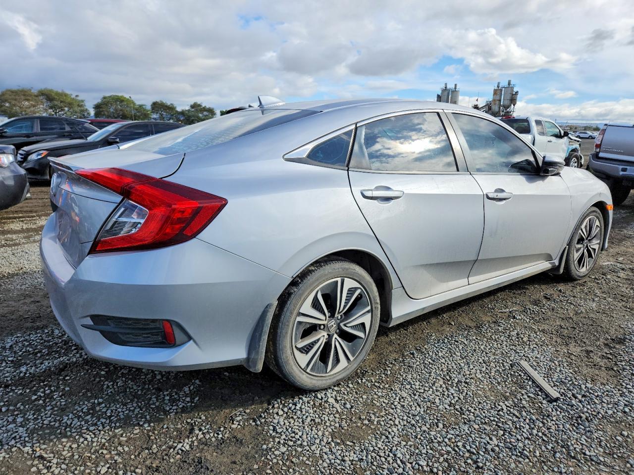 2017 Honda Civic Exl - Image 3