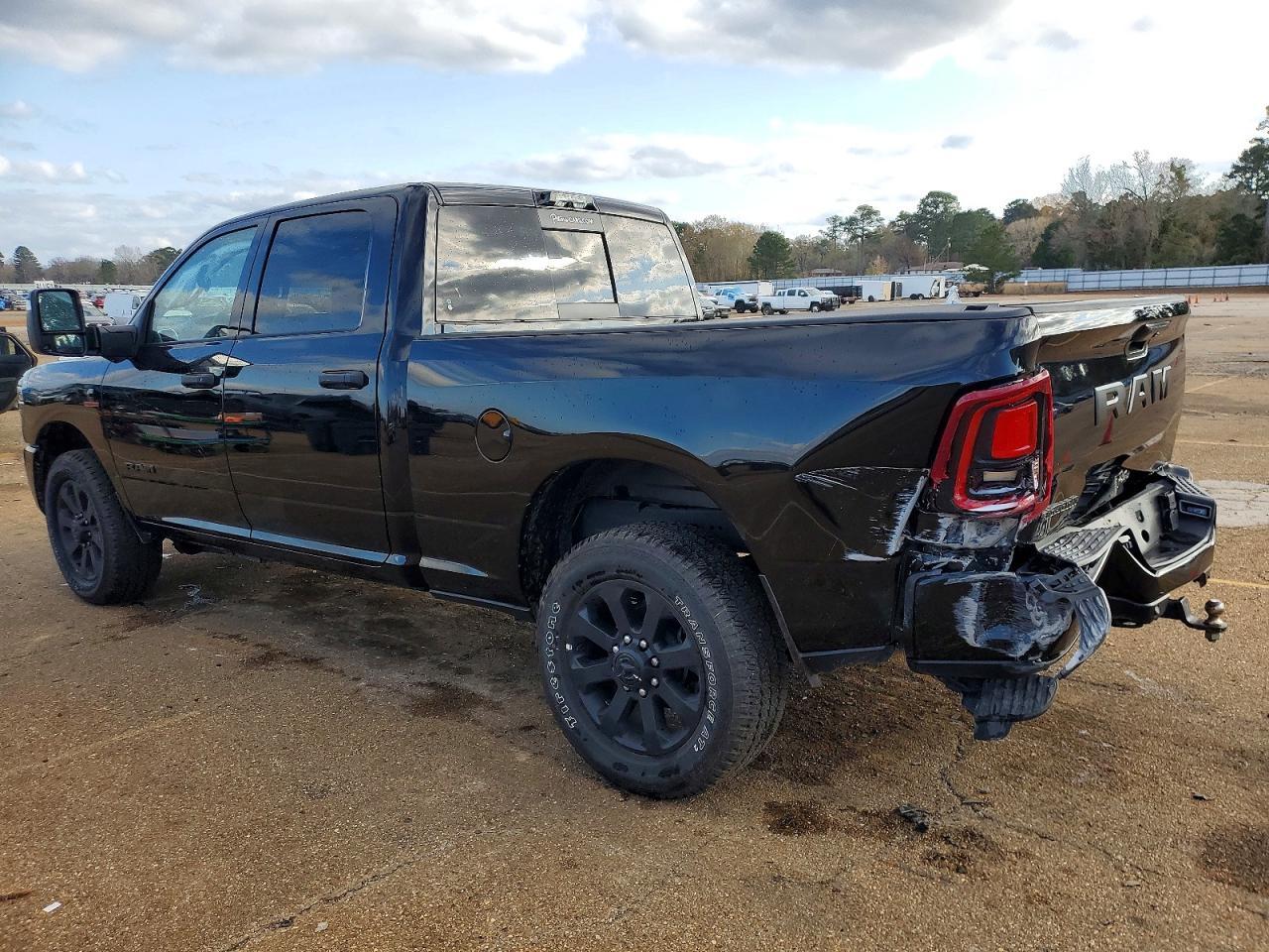 2025 Ram 2500 - Фото 2