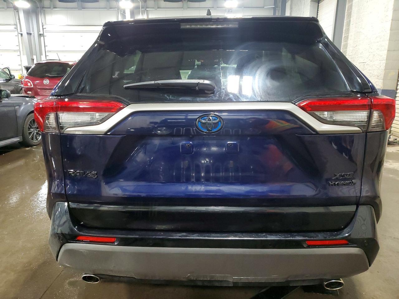 2020 Toyota Rav4 Xse - Фото 6